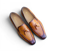 Load image into Gallery viewer, Carrucci Cognac Tassle Loafer