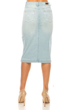 Load image into Gallery viewer, Light Indigo Wash Denim Skirt