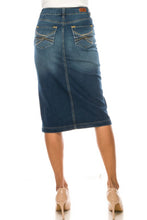 Load image into Gallery viewer, Plain Indigo Wash w/ Detailed Pockets Denim Skirt
